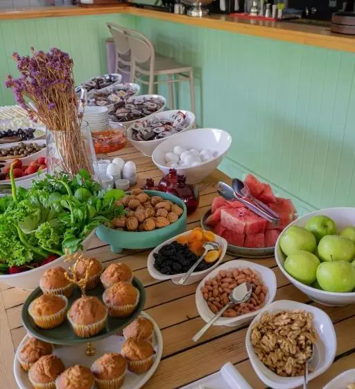 هتل West House Exclusive