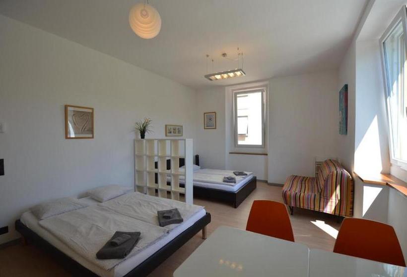 Guesthouse University By Lr   Self Check In