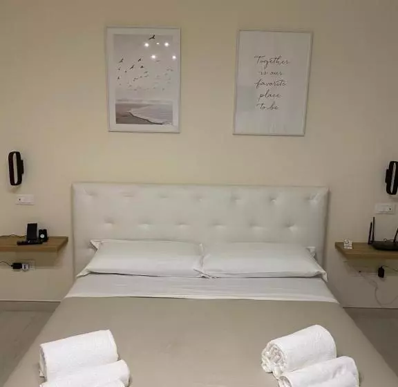 پانسیون A Mare Exclusive Rooms & Suites