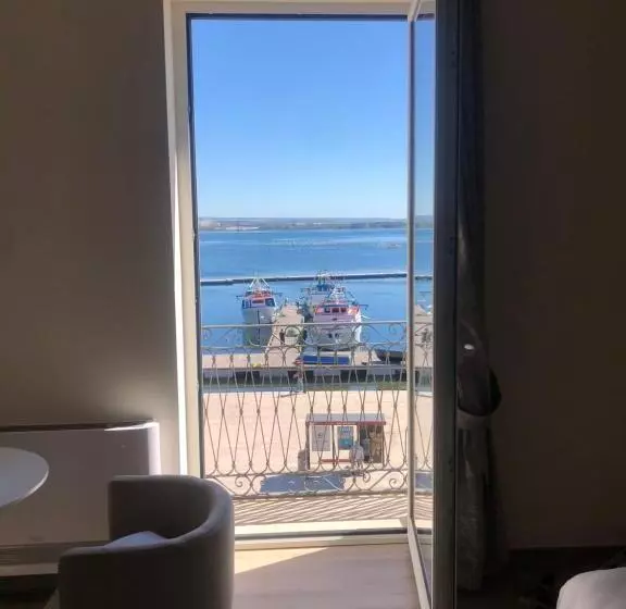 پانسیون A Mare Exclusive Rooms & Suites