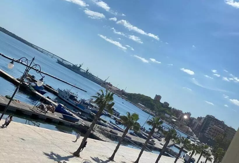 پانسیون A Mare Exclusive Rooms & Suites