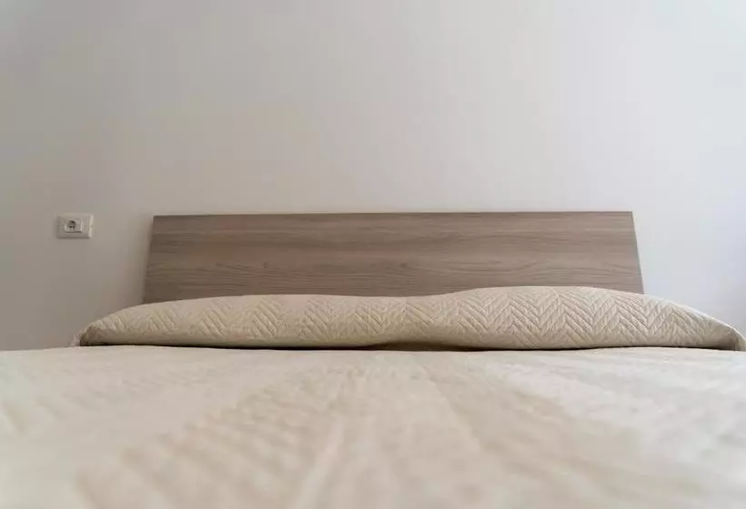 Majatalo Prestige House 4