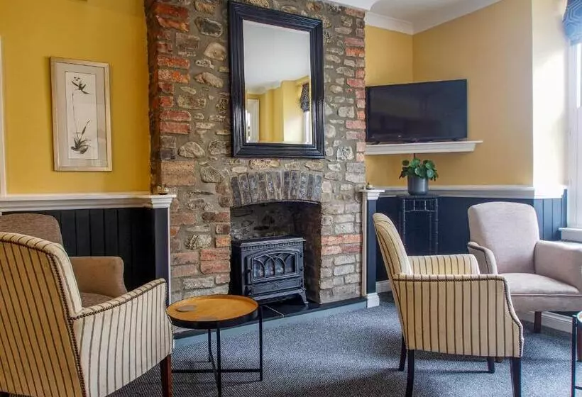 Riverbank Bed And Breakfast