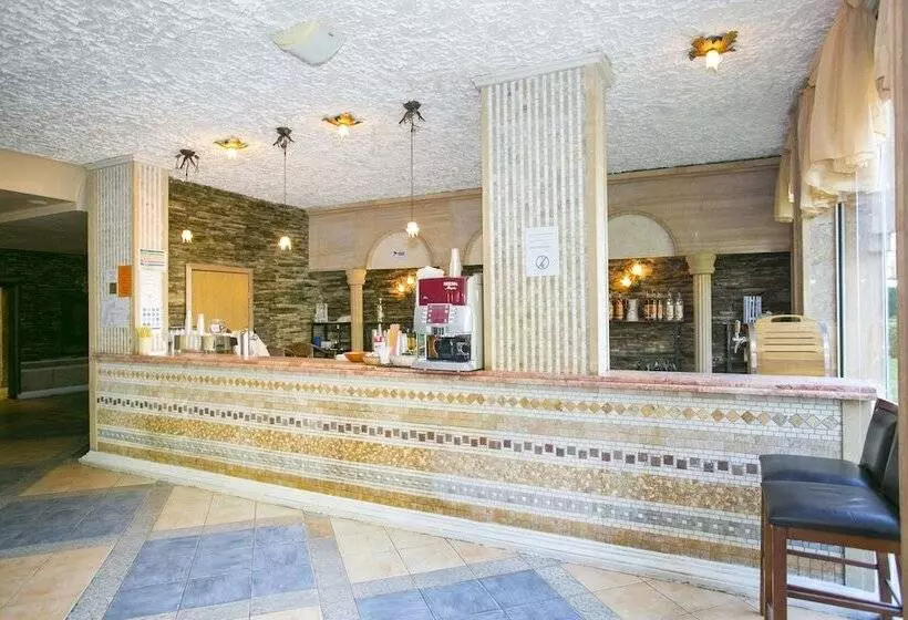 Andalucia Beach Hotel   All Inclusive