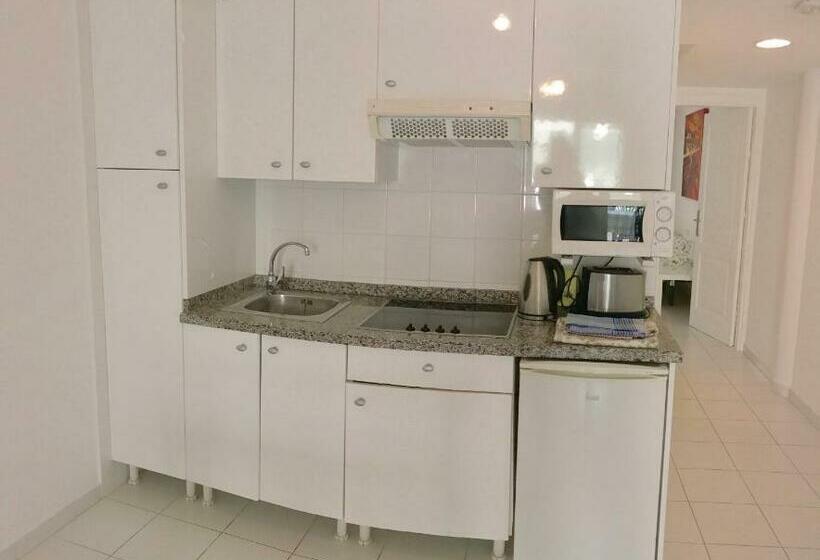 Apartamentos Erika Adults Only