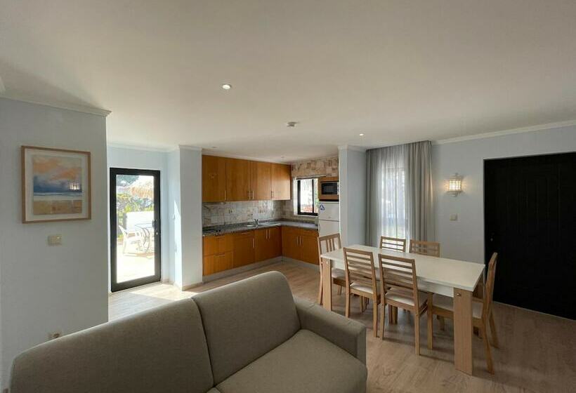 Apartamentos Honorio Pool And Garden