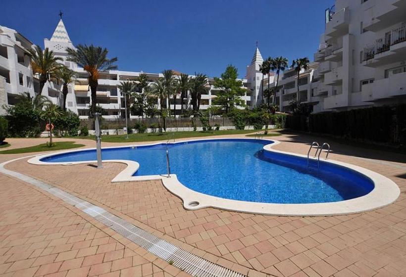 Apartamentos Royal Marine