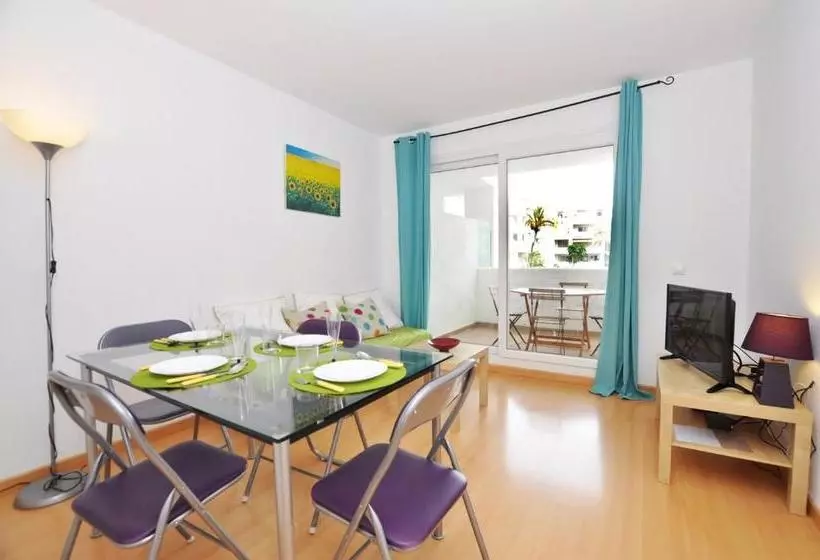 Apartamentos Royal Marine