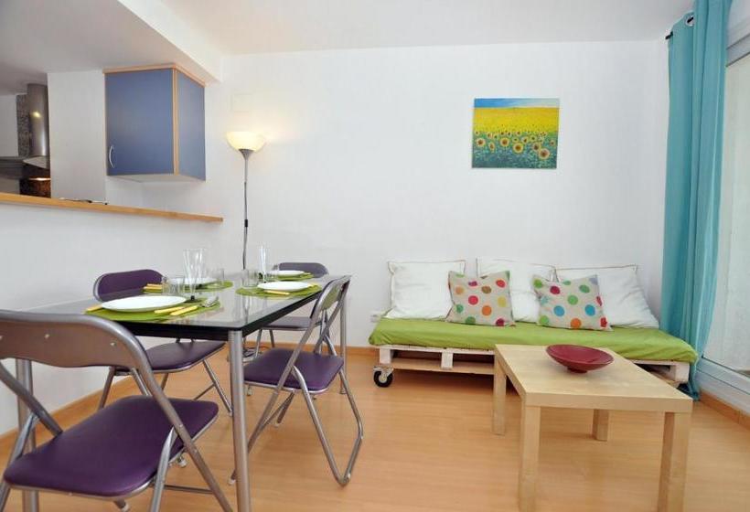 Apartamentos Royal Marine