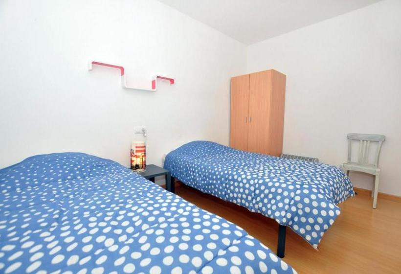 Apartamentos Royal Marine