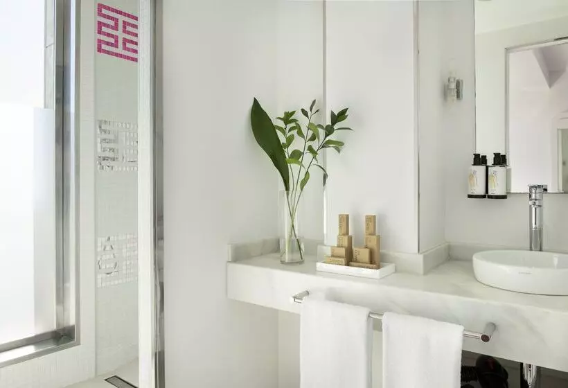 Отель Allegro Barcelona