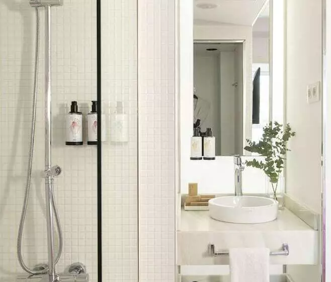 Отель Allegro Barcelona