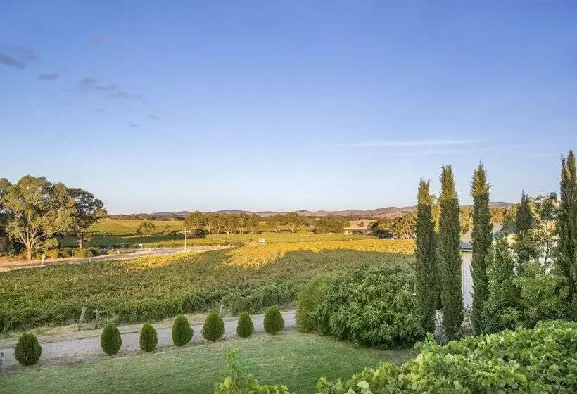 Отель Barossa Shiraz Estate