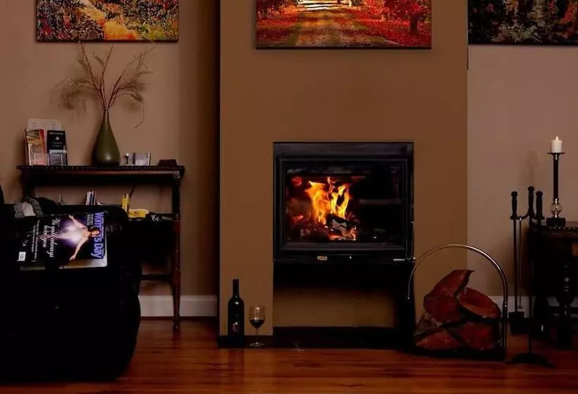 Отель Barossa Shiraz Estate