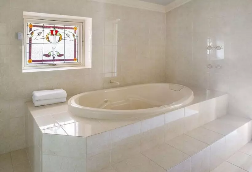 Отель Barossa Shiraz Estate