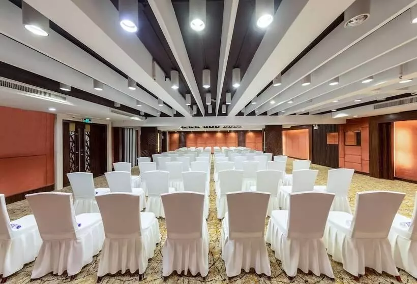 Crowne Plaza Foshan, An Ihg Hotel Canton Fair Free Shuttle Bus