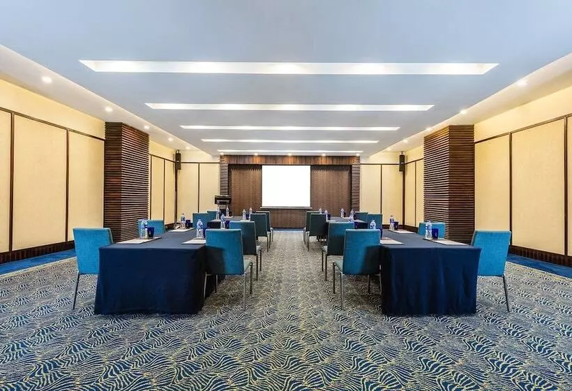 Crowne Plaza Foshan, An Ihg Hotel Canton Fair Free Shuttle Bus