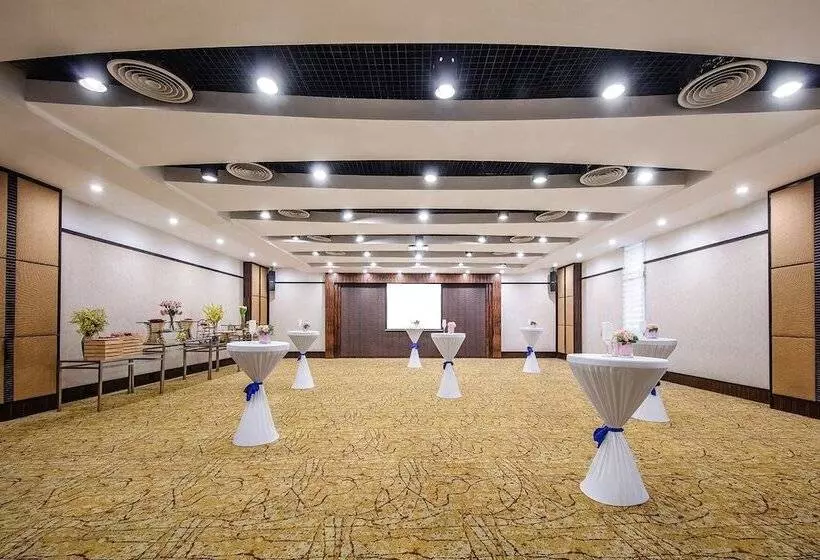 Crowne Plaza Foshan, An Ihg Hotel Canton Fair Free Shuttle Bus