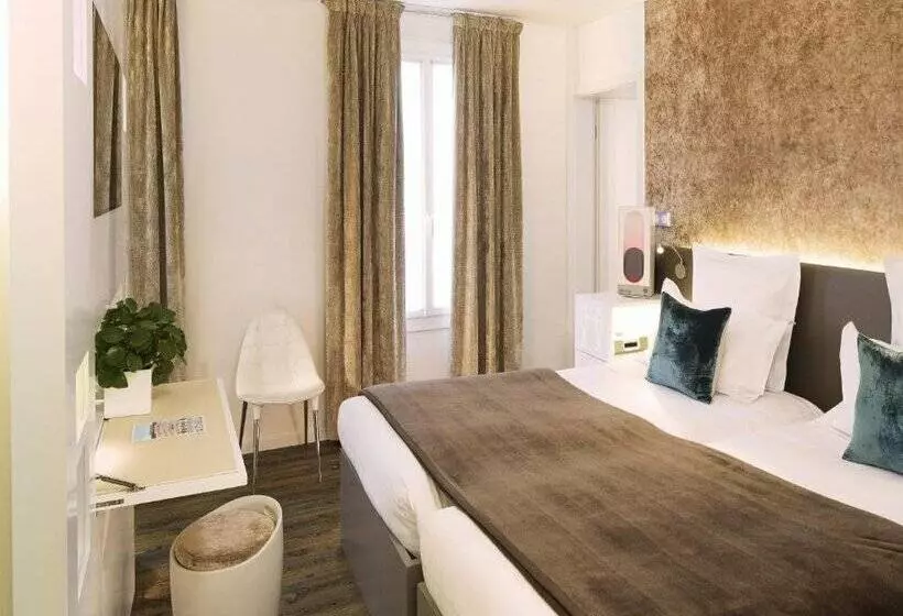 ホテル Gabriel Paris