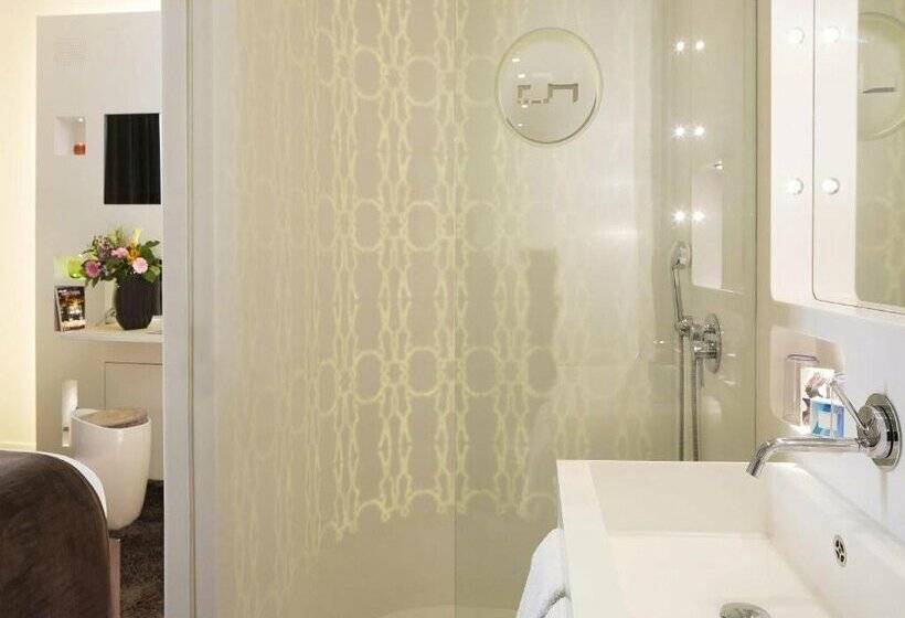 ホテル Gabriel Paris