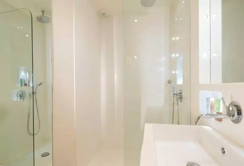 ホテル Gabriel Paris