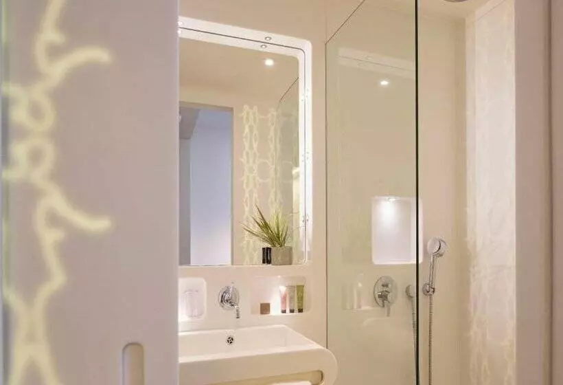 ホテル Gabriel Paris