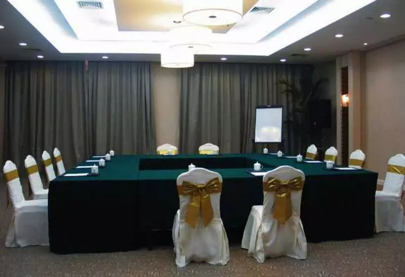 Hotel Hillview Golf Resort Dongguan