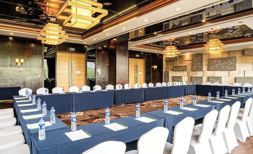 בית מלון כפרי Holiday Inn Changzhou Wujin, An Ihg