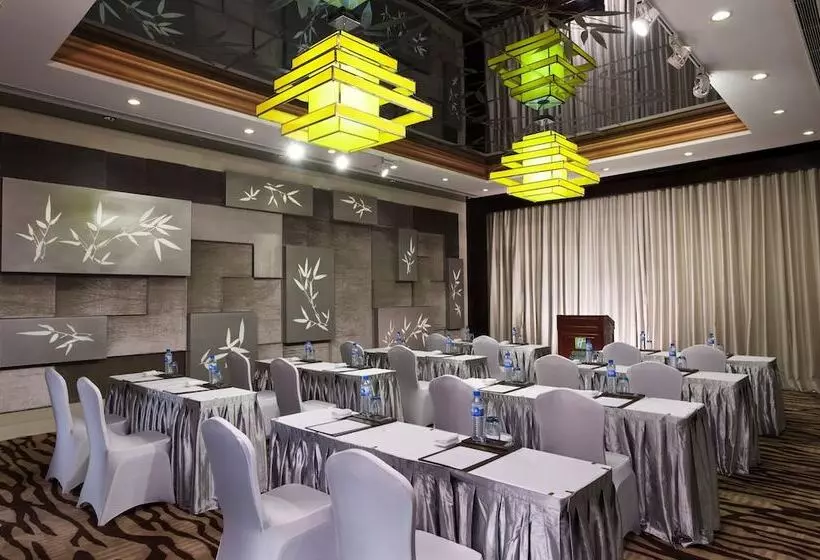 בית מלון כפרי Holiday Inn Changzhou Wujin, An Ihg