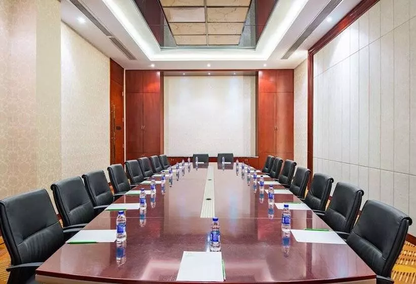 בית מלון כפרי Holiday Inn Changzhou Wujin, An Ihg