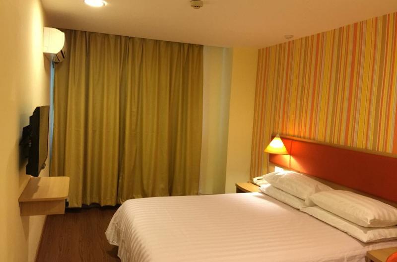 בית מלון כפרי Home Inn Zhuhui Road