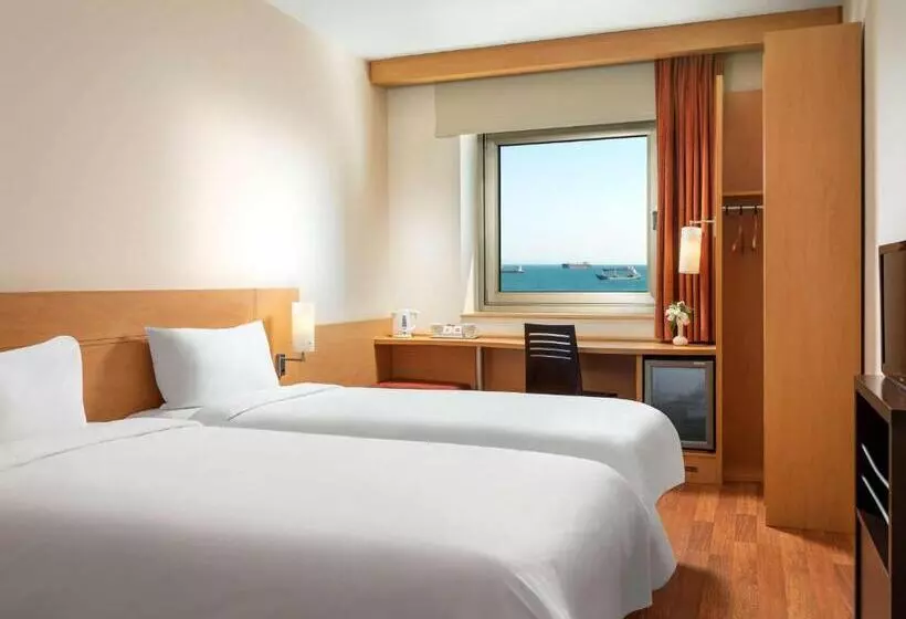ホテル Ibis Istanbul Zeytinburnu