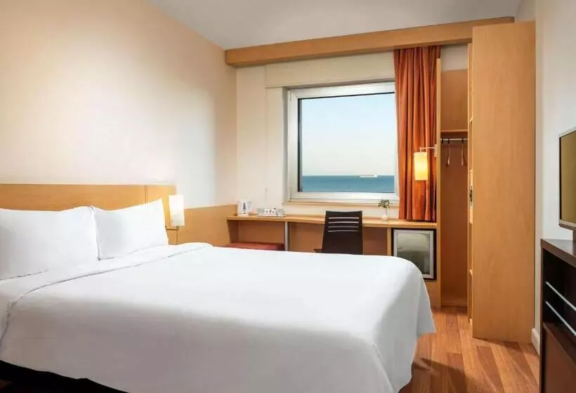 ホテル Ibis Istanbul Zeytinburnu