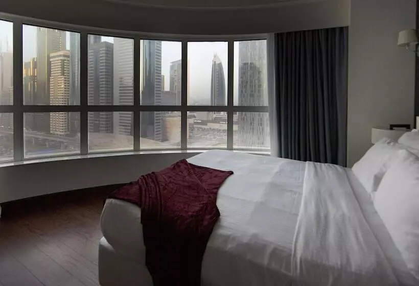 هتل Number One Tower Suites