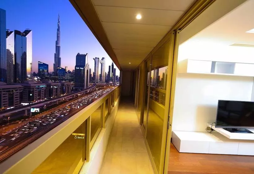 هتل Number One Tower Suites