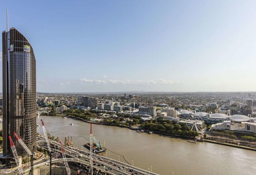 호텔 Oaks Brisbane Casino Tower Suites