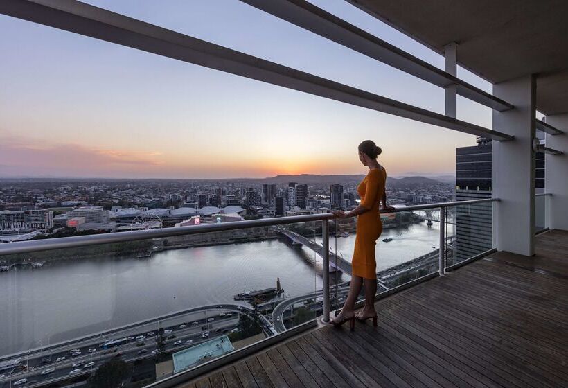 호텔 Oaks Brisbane Casino Tower Suites