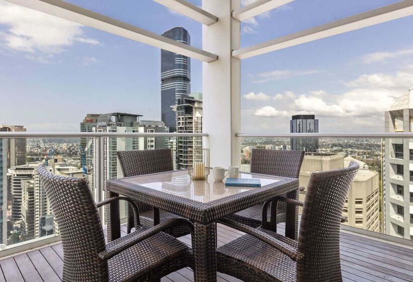 호텔 Oaks Brisbane Casino Tower Suites