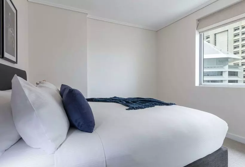 호텔 Oaks Brisbane Casino Tower Suites