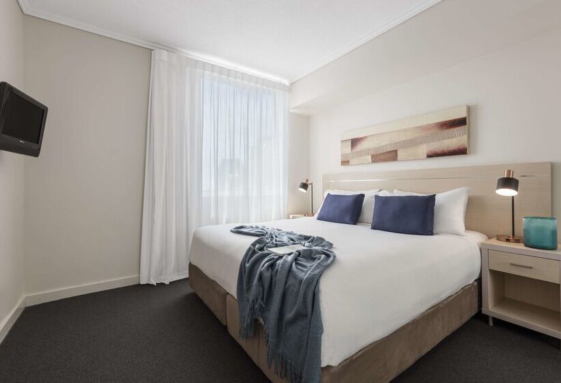 호텔 Oaks Brisbane Casino Tower Suites