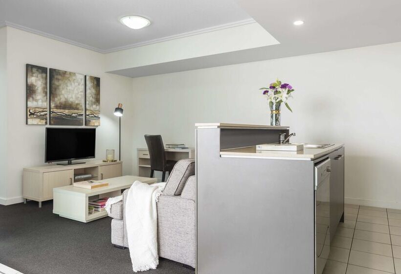 호텔 Oaks Brisbane Casino Tower Suites