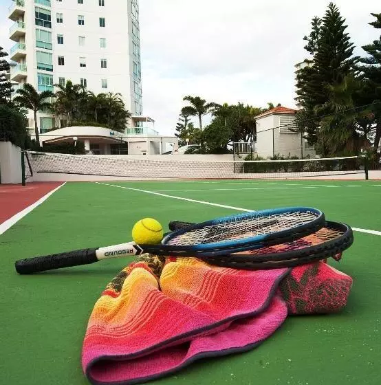 호텔 Pacific Views Resort