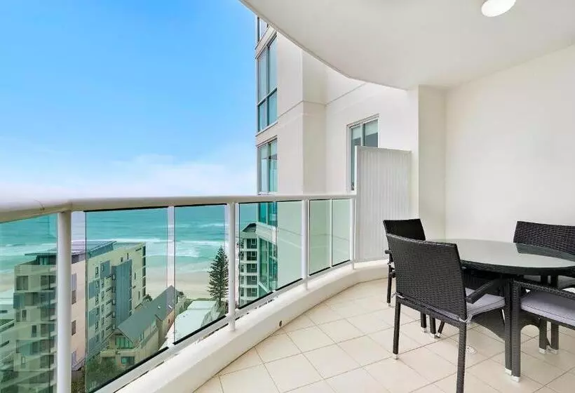 호텔 Pacific Views Resort