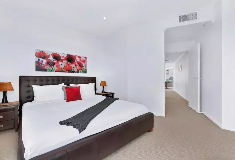 호텔 Pacific Views Resort