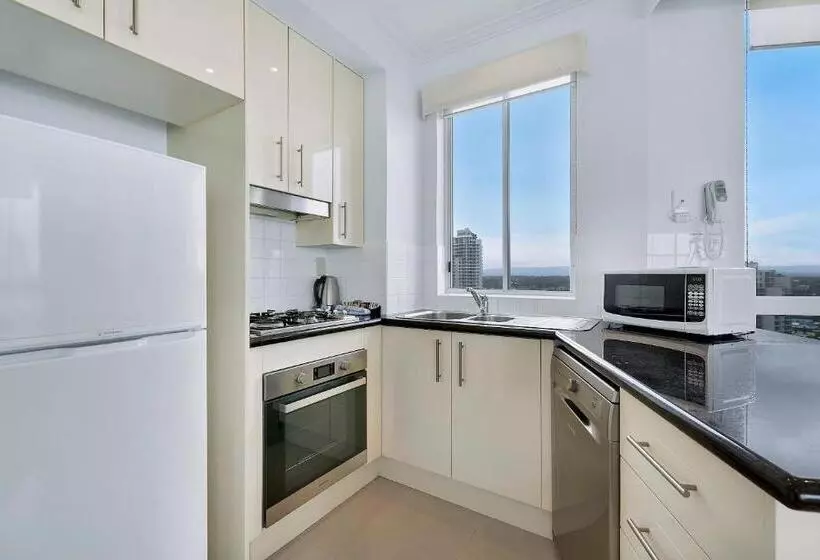 호텔 Pacific Views Resort