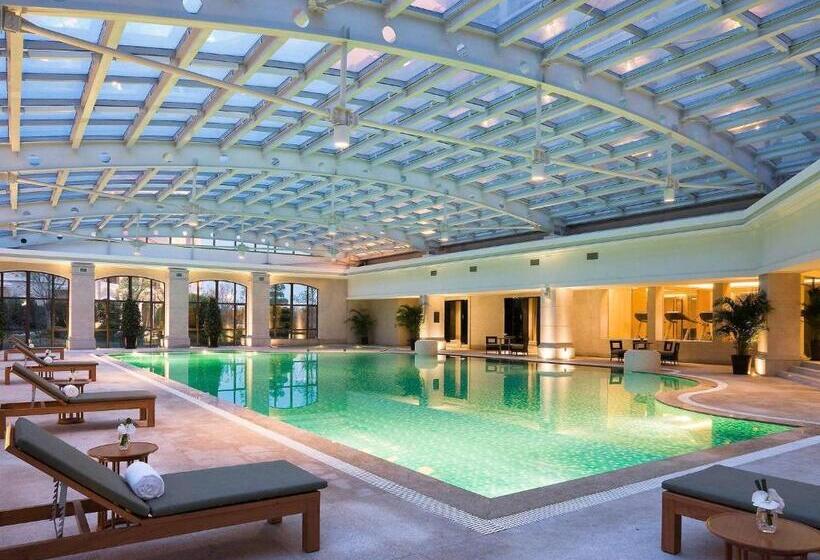 Otel Shanghai Sheshan Oriental Handwritten Collection