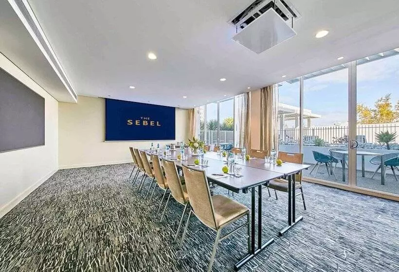 فندق The Sebel Mandurah