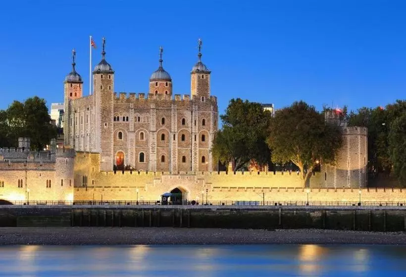 酒店 Travelodge London Central City Road