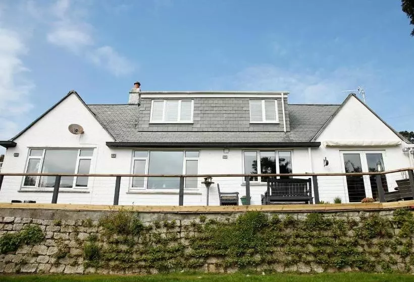 ベッドアンドブレックファースト The Dog House, Penryn