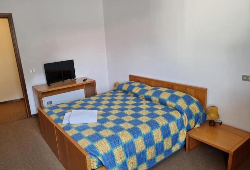 בית מלון כפרי Albergo Spina